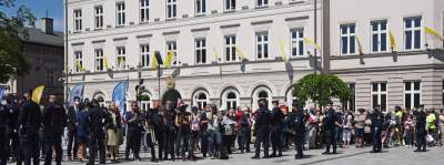 Politycy, gołębie i "Barka", tak świętowano setne urodziny Karola Wojtyły - zdjęcie 4