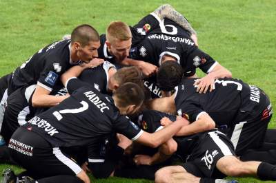 Smutny powrót piłkarzy na stadion przy Kałuży... - zdjęcie 15