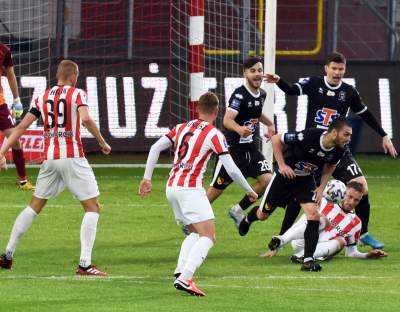 Smutny powrót piłkarzy na stadion przy Kałuży... - zdjęcie 9