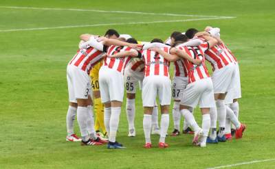 Smutny powrót piłkarzy na stadion przy Kałuży... - zdjęcie 5