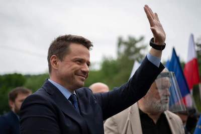 Tłumy na spotkaniach z Trzaskowskim w Małopolsce. Wołają "mamy dość" - zdjęcie 6