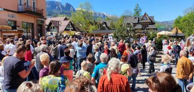 Tłumy na spotkaniach z Trzaskowskim w Małopolsce. Wołają "mamy dość" - zdjęcie 3