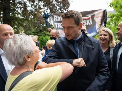 Tłumy na spotkaniach z Trzaskowskim w Małopolsce. Wołają "mamy dość" - zdjęcie 9