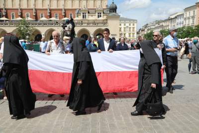 Największe zgromadzenie w czasie pandemii, Boże Ciało w Krakowie (2020) - zdjęcie 19
