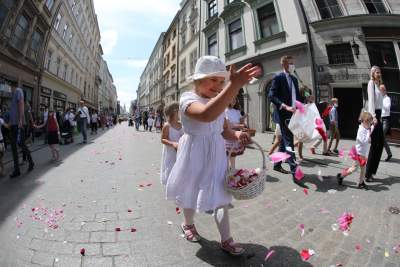 Największe zgromadzenie w czasie pandemii, Boże Ciało w Krakowie (2020) - zdjęcie 16