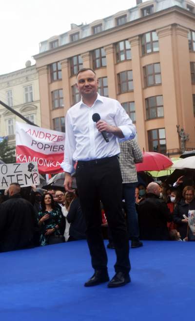 Wiec Andrzeja Dudy zgromadził ok. 1,5 tysiąca osób. Fot. Marek Lasyk - zdjęcie 4