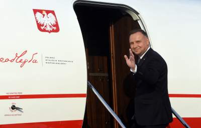Andrzej Duda na lotnisku w Balicach, fot. Marek Lasyk - zdjęcie 3