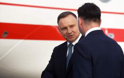 Andrzej Duda na lotnisku w Balicach, fot. Marek Lasyk - zdjęcie 2
