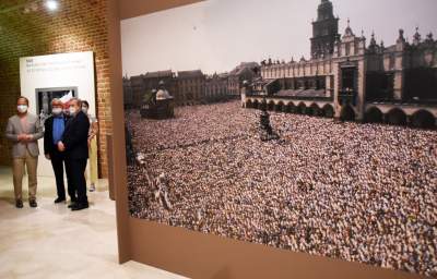 Dokumentował wyjątkowy czas, wyjątkowego człowieka - zdjęcie 12