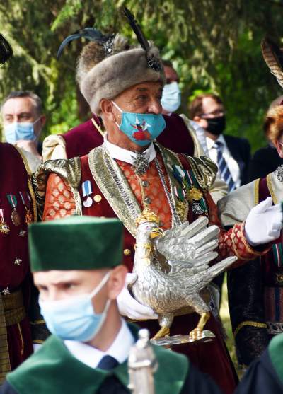 Pogrzeb profesora Ziejki. Nie wszyscy mogli wziąć udział w pożegnaniu... - zdjęcie 3