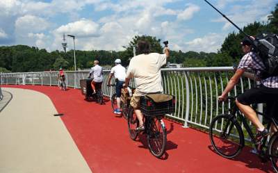 Wielkie otwarcie super kładki. Ależ mieli radochę! - zdjęcie 15