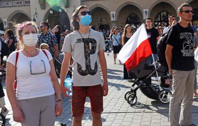 Kraków czci powstańców, metropolita oskarża ludzi LGBT - zdjęcie 8