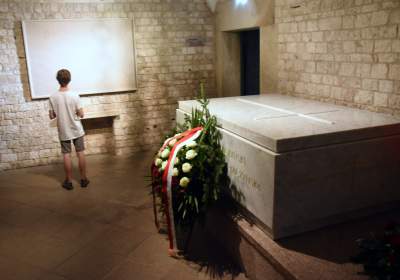 Andrzej Duda na Wawelu:  "stan epidemii jest taki, jak wszyscy widzą" - zdjęcie 8