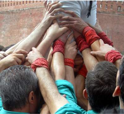 Wieże z ludzi w Krakowie. Z czasów gdy nie było koronawirusa... - zdjęcie 8