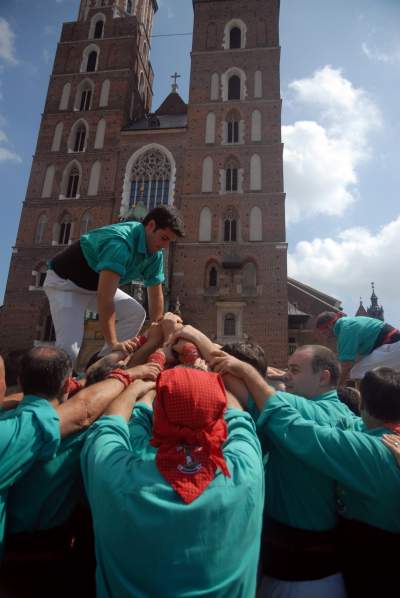 Wieże z ludzi w Krakowie. Z czasów gdy nie było koronawirusa... - zdjęcie 30