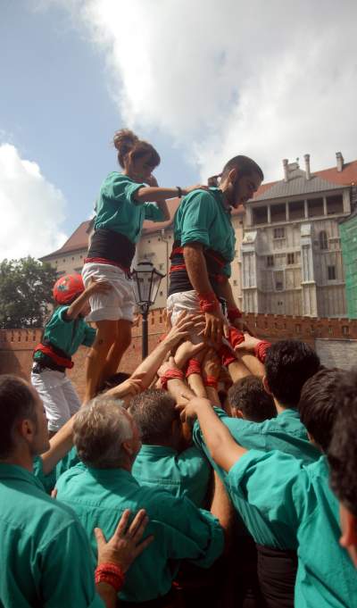 Wieże z ludzi w Krakowie. Z czasów gdy nie było koronawirusa... - zdjęcie 5