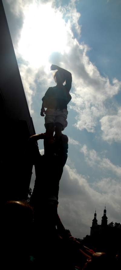 Wieże z ludzi w Krakowie. Z czasów gdy nie było koronawirusa... - zdjęcie 4