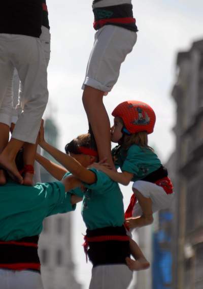 Wieże z ludzi w Krakowie. Z czasów gdy nie było koronawirusa... - zdjęcie 1