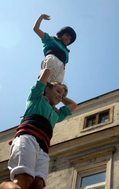 Wieże z ludzi w Krakowie. Z czasów gdy nie było koronawirusa... - zdjęcie 11