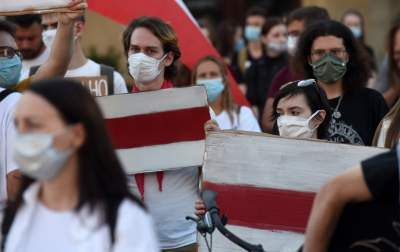 Kraków wspiera Białoruś! Kolejna manifestacja na Rynku Głównym - zdjęcie 10