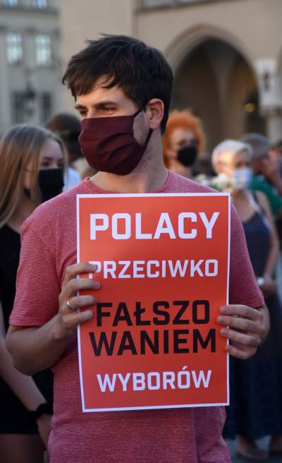 Kraków wspiera Białoruś! Kolejna manifestacja na Rynku Głównym - zdjęcie 37