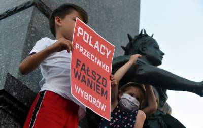 Kraków wspiera Białoruś! Kolejna manifestacja na Rynku Głównym - zdjęcie 12