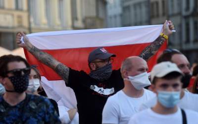 Kraków wspiera Białoruś! Kolejna manifestacja na Rynku Głównym - zdjęcie 4
