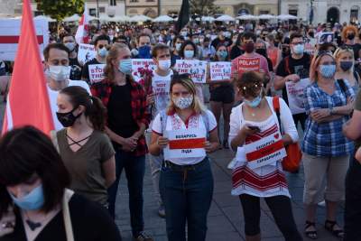 Kraków wspiera Białoruś! Kolejna manifestacja na Rynku Głównym - zdjęcie 1
