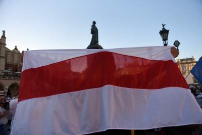 Kraków wspiera Białoruś! Kolejna manifestacja na Rynku Głównym - zdjęcie 2