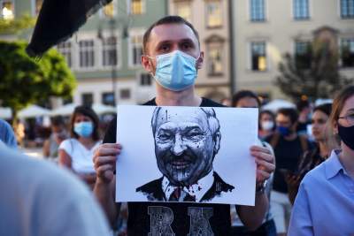 Kraków wspiera Białoruś! Kolejna manifestacja na Rynku Głównym - zdjęcie 41