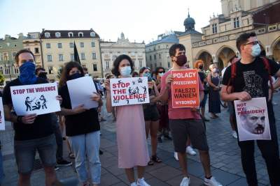 Kraków wspiera Białoruś! Kolejna manifestacja na Rynku Głównym - zdjęcie 38
