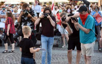 Kraków wspiera Białoruś! Kolejna manifestacja na Rynku Głównym - zdjęcie 9