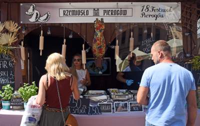 Pierogi z...marihuaną w czasach zarazy. Drogo i z dystansem - zdjęcie 12