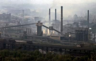 Przelot sterowcem na Nową Hutą. Rok 2007.