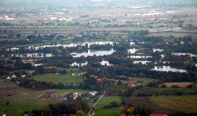 Przelot sterowcem na Nową Hutą. Rok 2007.