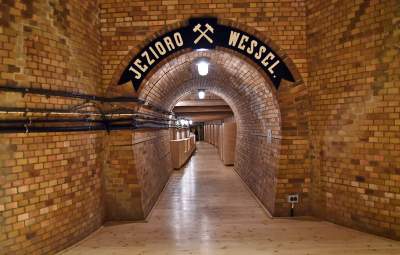 Komora Jezioro Wesel. Urokliwe miejsce pod ziemią - zdjęcie 5