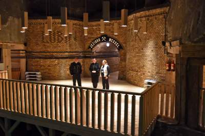 Komora Jezioro Wesel. Urokliwe miejsce pod ziemią - zdjęcie 11