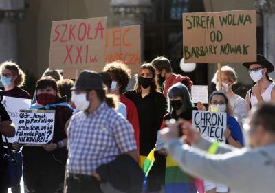 "Strefa wolna od kurator Barbary Nowak". Protest w Krakowie - zdjęcie 19