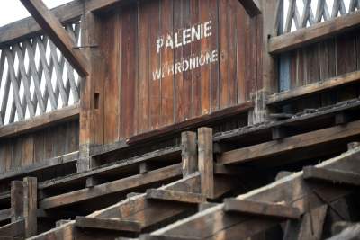 Rozbiórka zabytkowej trybuny na stadionie Wawelu - zdjęcie 9