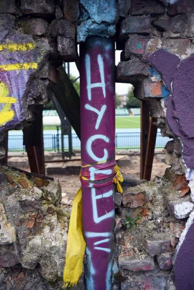 Rozbiórka zabytkowej trybuny na stadionie Wawelu - zdjęcie 19