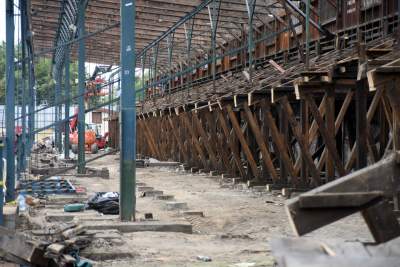 Rozbiórka zabytkowej trybuny na stadionie Wawelu - zdjęcie 10