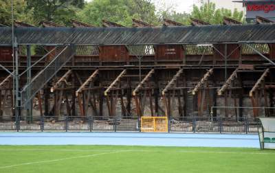 Rozbiórka zabytkowej trybuny na stadionie Wawelu - zdjęcie 6