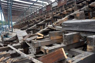 Rozbiórka zabytkowej trybuny na stadionie Wawelu - zdjęcie 11