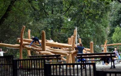 Piękny park z wyjątkową fontanną. Podziwiamy! - zdjęcie 12