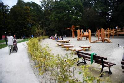 Piękny park z wyjątkową fontanną. Podziwiamy! - zdjęcie 14