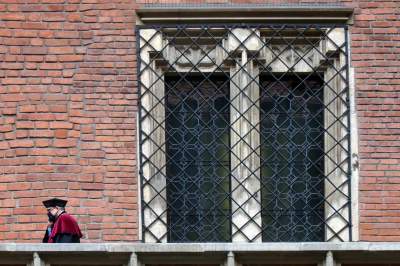 Wirus i alarm bombowy: zakłócona inauguracja roku na Uniwersytecie Jagiellońskim - zdjęcie 2