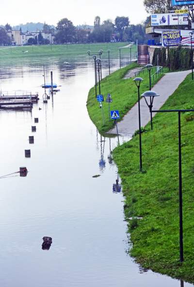 Bulwary wiślane: krajobraz po deszczu - zdjęcie 15