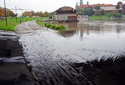 Bulwary wiślane: krajobraz po deszczu - zdjęcie 7