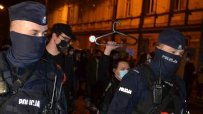 Kobiety nie odpuszczają! Kolejny protest w Krakowie - zdjęcie 28