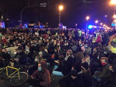 Strajk Kobiet zablokował Kraków, fot. Jan Graczyński - zdjęcie 3